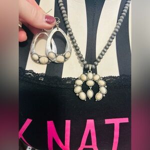 Western Style Squash Blossom Silver and Cream Jewelry Set